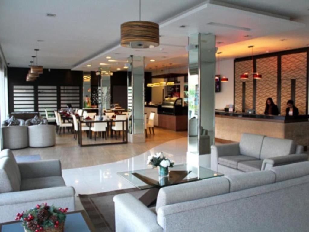 Casablanca Suites Legazpi Dış mekan fotoğraf