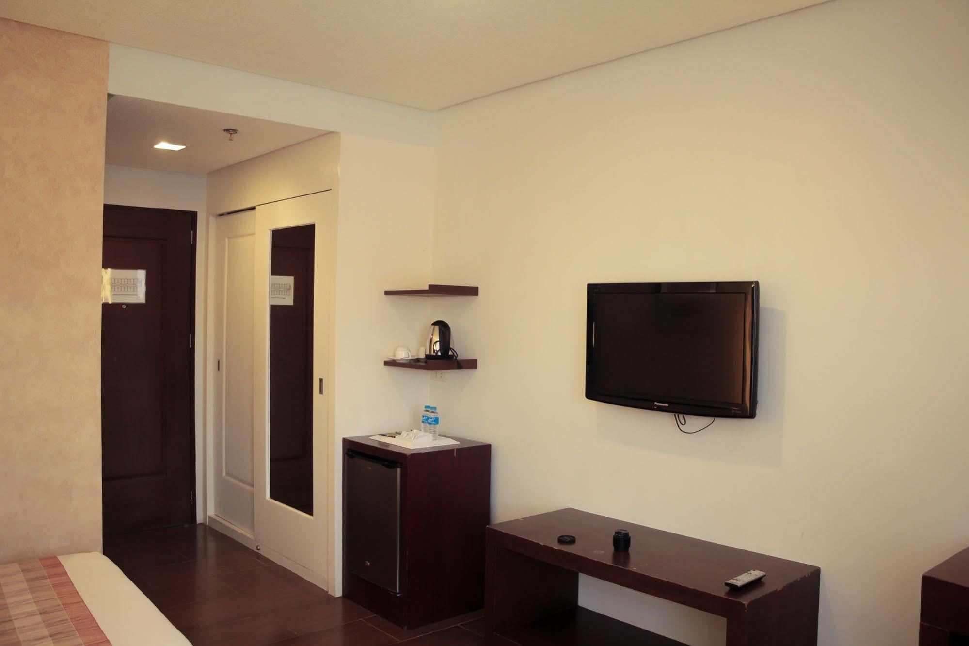 Casablanca Suites Legazpi Dış mekan fotoğraf