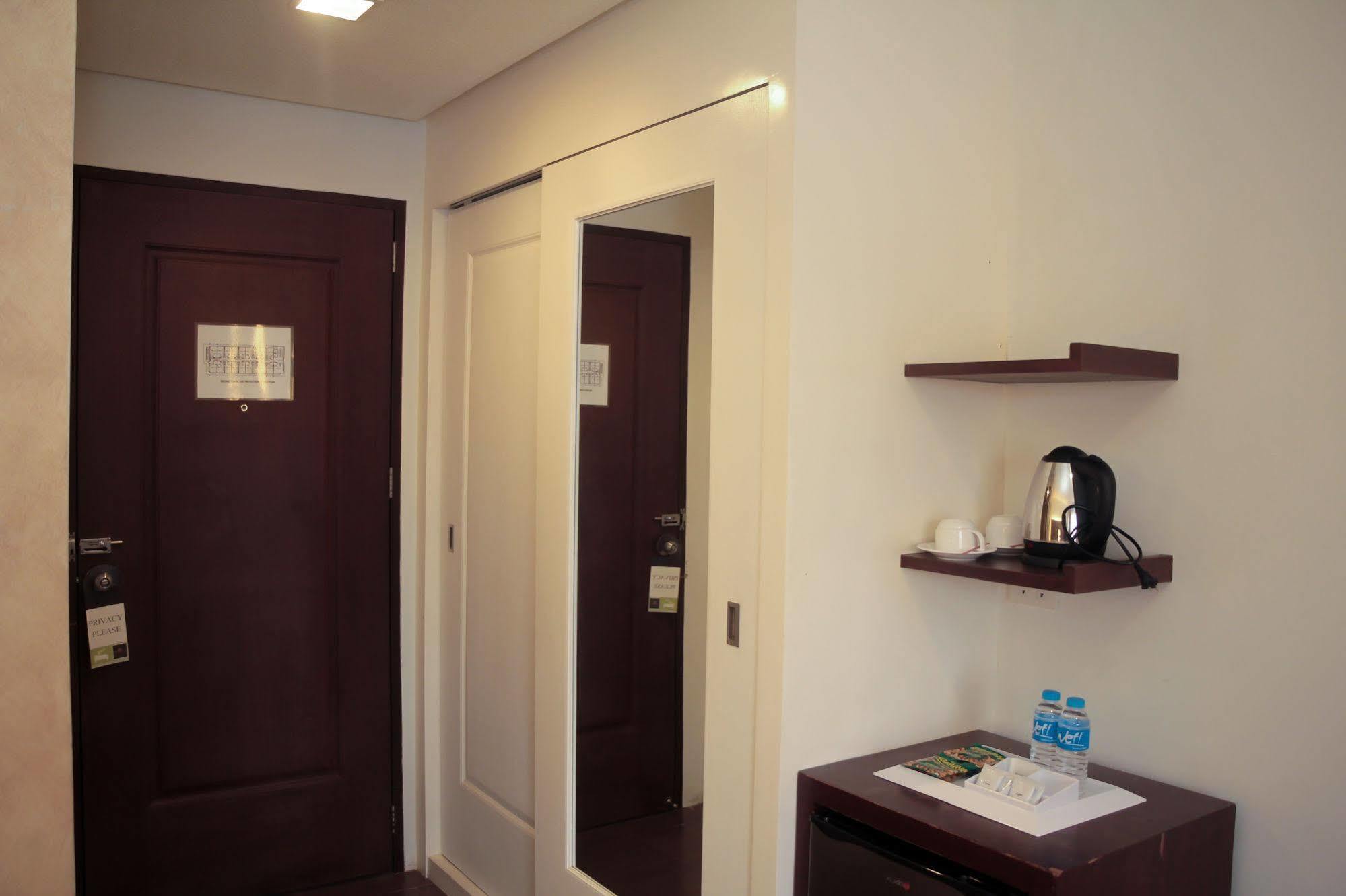 Casablanca Suites Legazpi Dış mekan fotoğraf