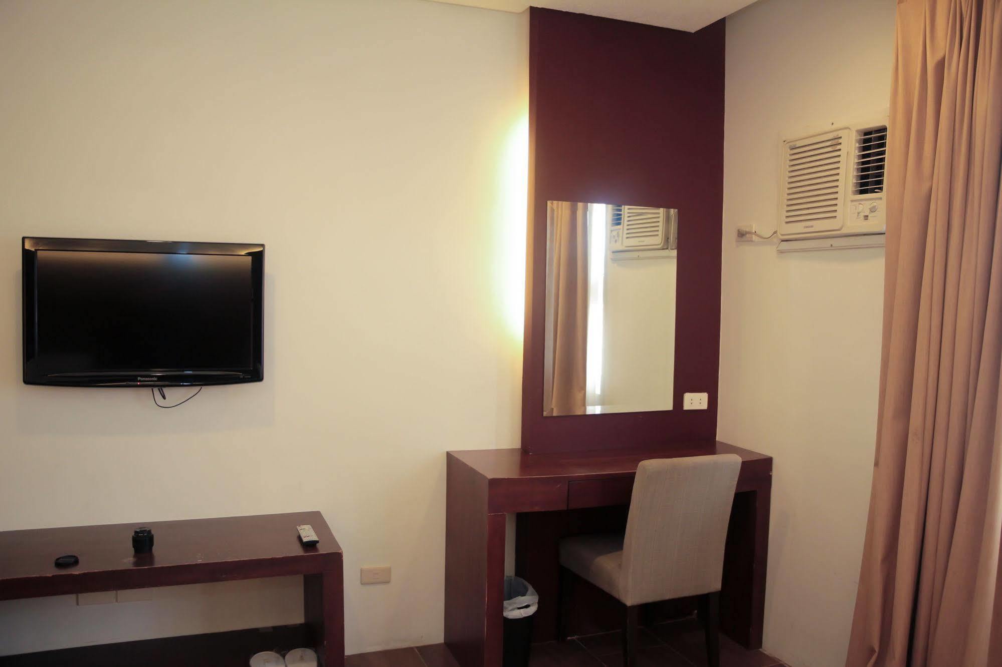 Casablanca Suites Legazpi Dış mekan fotoğraf